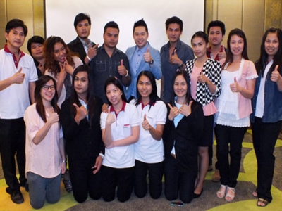 บริษัท แพนดอร่า โพรดักชั่น จำกัด จัดอบรมหลักสูตร High Impact Communication เมื่อวันที่ 20 พฤศจิกายน 2557 วิทยากร : ดร.จอมพล จีบภิญโญ