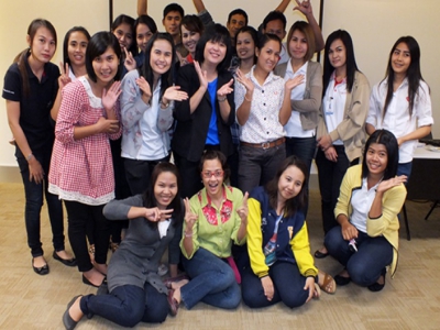 บริษัท เอสซีจี ซิเมนต์-ผลิตภัณฑ์ก่อสร้าง จำกัด จัดอบรมหลักสูตร การพิชิตใจลูกค้าผ่านการสื่อสารทางโทรศัพท์ เมื่อวันที่ 21 สิงหาคม 2557 วิทยากร : อ.ธัญมัย ทรงอธิกมาศ