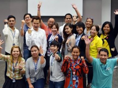 โรงเรียนบางกอกพัฒนา อบรมหลักสูตร Effective Communication and Cooperation (Team Work) เมื่อวันที่ 06 กรกฎาคม 2558 วิทยากร: อ.สว่าง รงคะศิริพันธ์