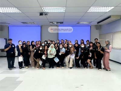 บริษัท ริโก้ (ประเทศไทย) จำกัด จัดอบรมหลักสูตร การพัฒนาทักษะการสื่อสารให้มีประสิทธิภาพด้วย Growth Mindset เมื่อวันอังคารที่ 20 พฤษภาคม พ.ศ.2568 วิทยากร : ผศ.ดร. พิมพาภรณ์ บุญประเสริฐ