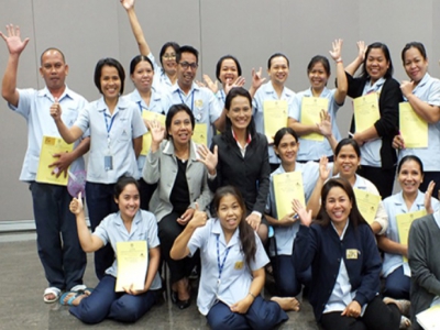 โรงเรียน บางกอกพัฒนา อบรมหลักสูตร การส่งเสริมทักษะและความรู้พื้นฐานสำหรับพนักงานใหม่ แผนก แม่บ้าน เมื่อวันที่ 02 สิงหาคม 57 วิทยากร : อาจารย์ พัชรี แช่มช้อย และ อาจารย์ กัลยาณี โตเขียว
